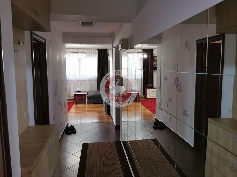 Trapezului  Apartament 3 camere  55mp  decomandat  B8398